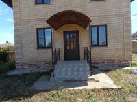 Дом в п.Пятихатки